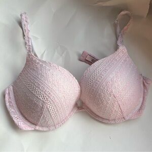 Victoria’s secret push-up bra size 34DD